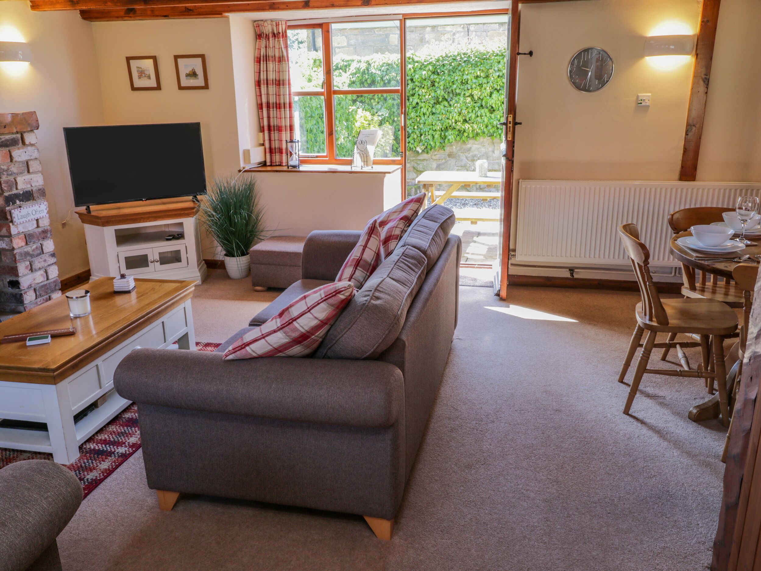 Cottage | Interior