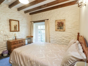 Cottage | 1 bedroom, individually decorated, individually furnished, free WiFi