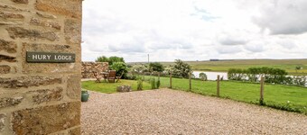 Hury Lodge