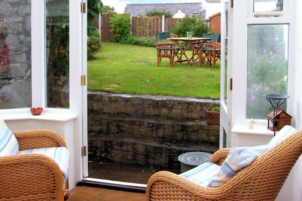 Cottage | Interior
