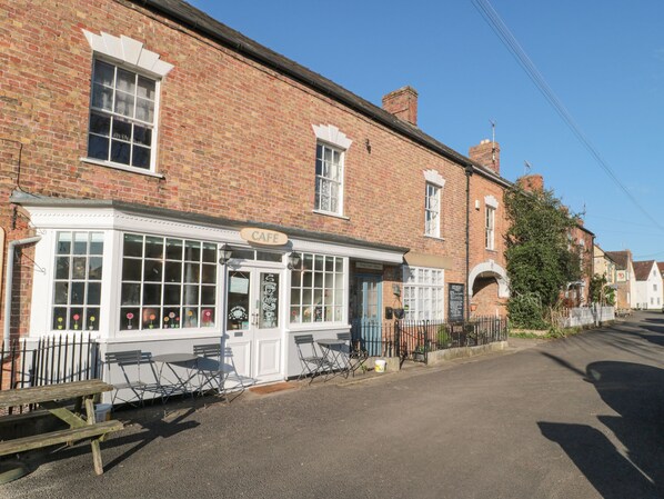 Cottage | Exterior