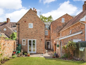 Cottage | Exterior - Wards Court 2 (Gloucester)