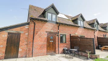 Cottage | Front of property