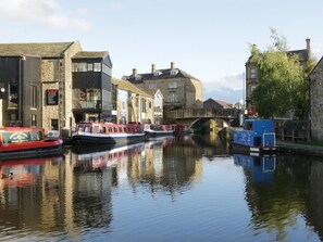Cottage | Interior - Wynnville (Skipton)