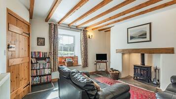 Cottage | Living area