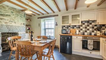Cottage | Private kitchen