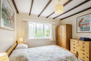 코티지 | 2 개의 침실, 각각 다른 스타일의 인테리어, 각각 다르게 가구 비치