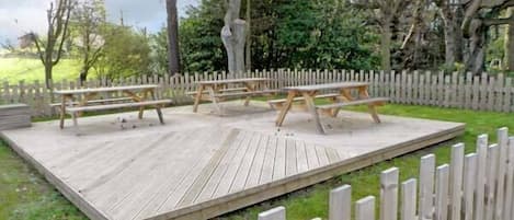 Cottage | Property grounds