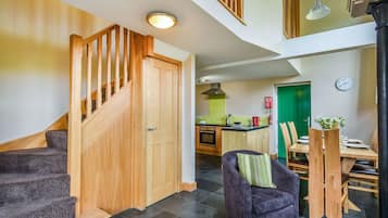 Cottage | Interior