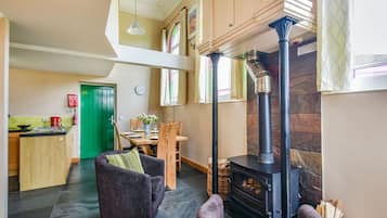 Cottage | Interior
