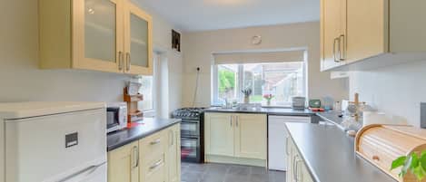 Cottage | Interior