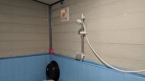 Economy-Doppelzimmer, 1 Doppelbett, Nichtraucher | Badezimmer