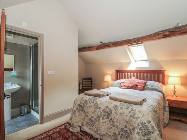 Cottage | Interior