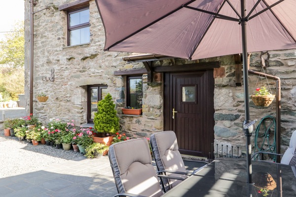 Cottage | Interior