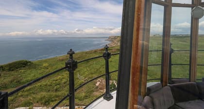 Old Higher Lighthouse Stopes Cottage