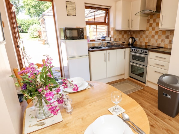 Cottage | Interior