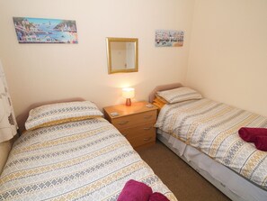 Cottage | 2 bedrooms, individually decorated, individually furnished - Penelope (Tyn-y-Gongl)