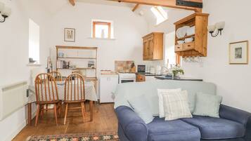 Cottage | Living area