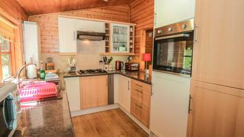 Casa de campo | Cocina privada | Refrigerador, horno, parrilla de estufa y periquera