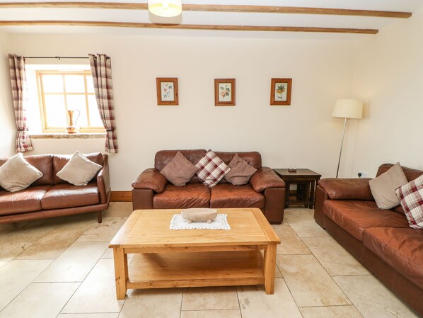 코티지 | 거실 공간 | TV