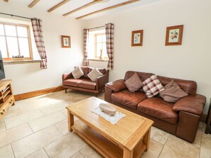 Cottage | Living area