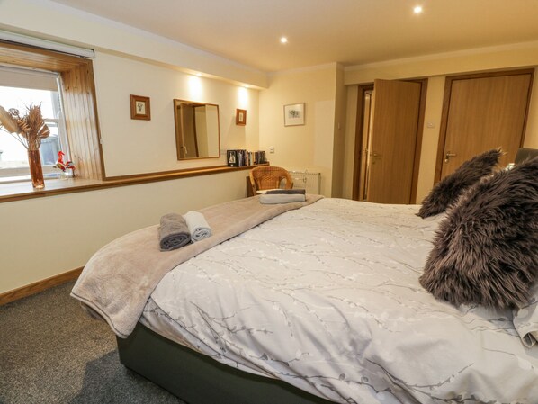 Cottage | Interior - The Old Brewery Store (Castle Douglas)