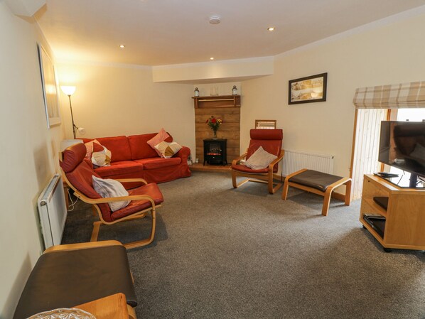 Cottage | Living area - The Old Brewery Store (Castle Douglas)