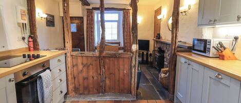 コテージ | 専用キッチン | 調理器具と食器