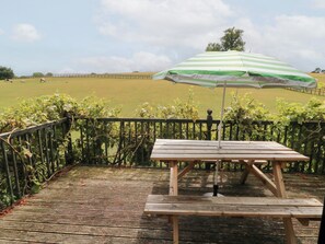 Outdoor dining - Uplands (Sherborne)
