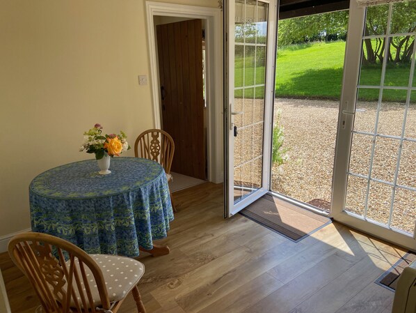 Cottage | Interior - Oke Apple Cottage (Blandford Forum)