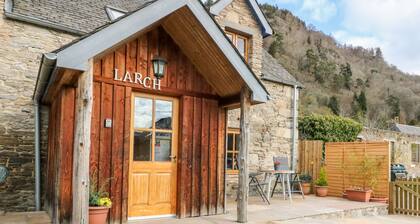 Larch Cottage
