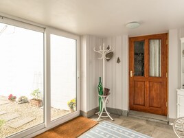 Cottage | 1 bedroom, individually decorated, individually furnished, free WiFi