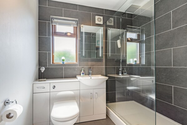 Ferienhaus | Badezimmer | Dusche