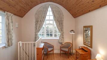 Cottage | 1 bedroom, individually decorated, individually furnished, free WiFi