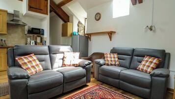 Cottage | Living area