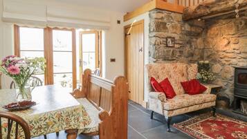Cottage | Living room