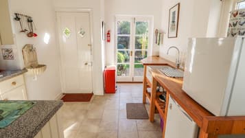 Cottage | Bahagian dalam