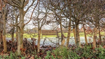 Cottage | Bahagian dalam