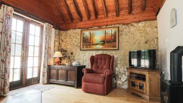 Cottage | Area keluarga | TV dan pemutar DVD