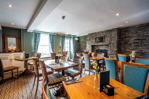 Restaurant - Penhelig Arms (Aberdovey)