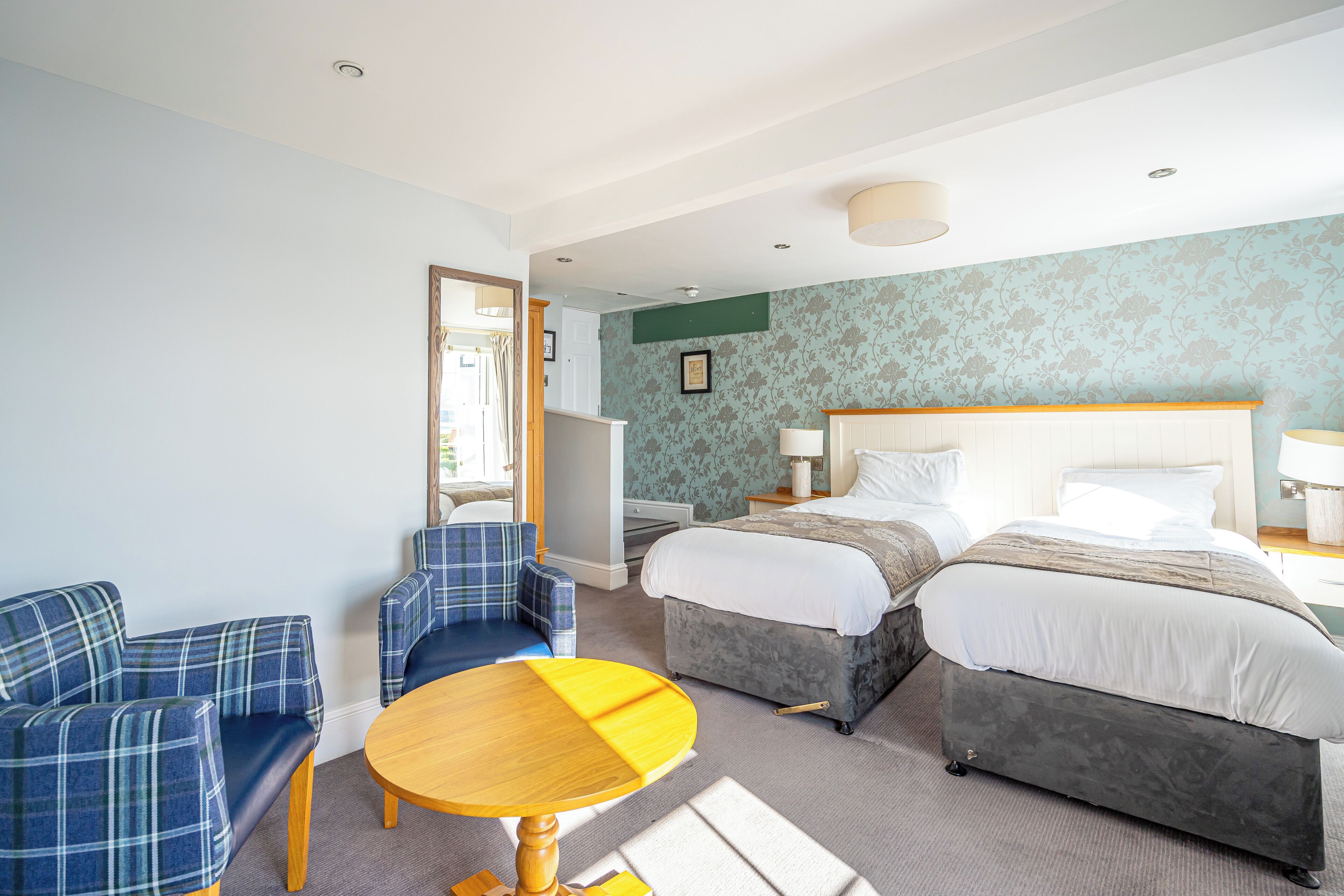 twin room (sea view) | iron/ironing board, free wifi, bed sheets