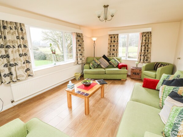 Cottage | Interior - Broadhay (Hope Valley)