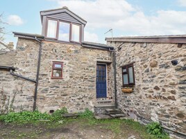 Cottage | Exterior detail
