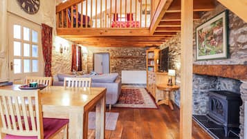 Stuga | Vardagsrum | Tv