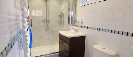 Cottage | Salle de bain | Douche