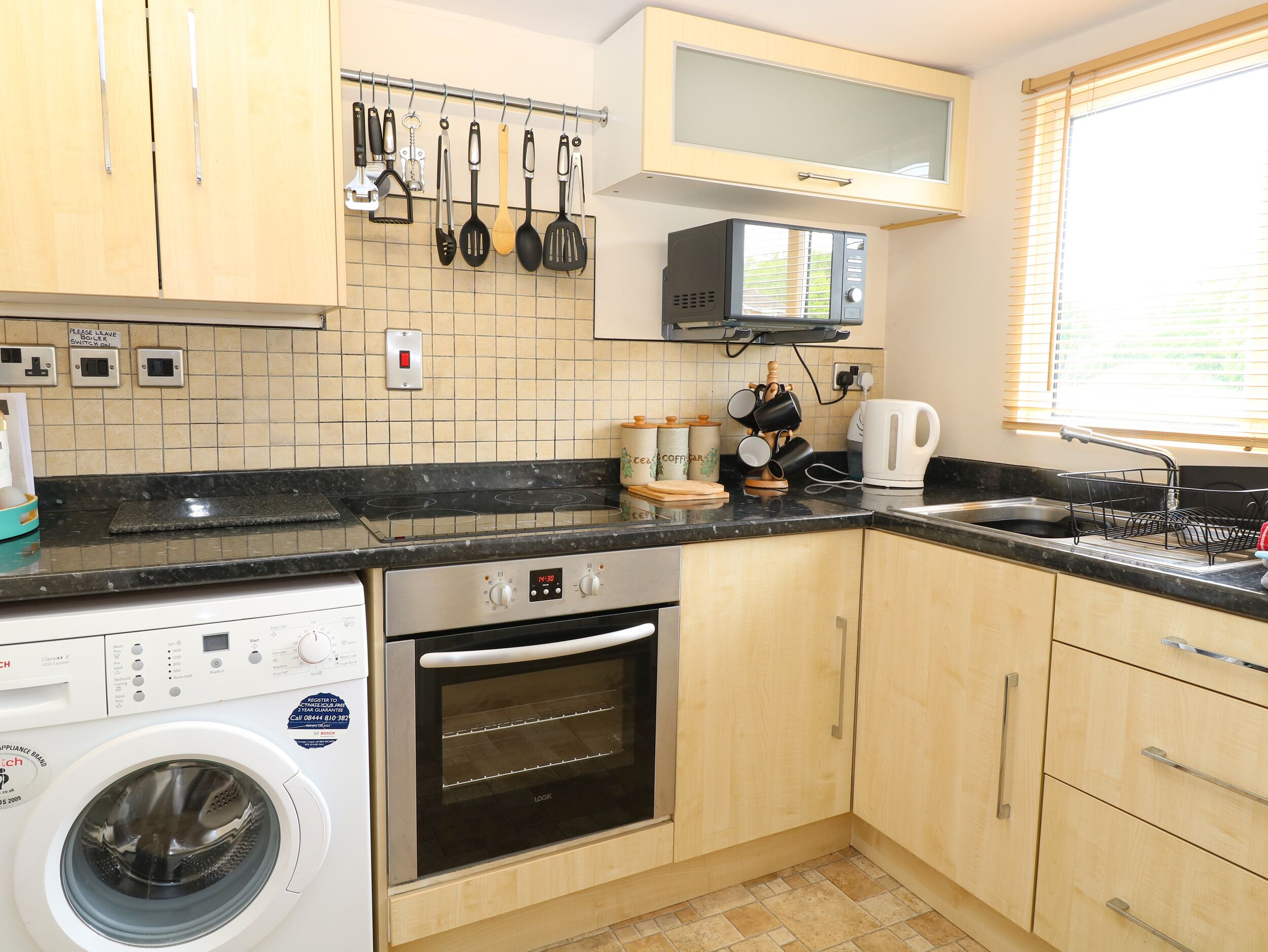 村舍 | 私人厨房 | 炉灶、厨具/餐具