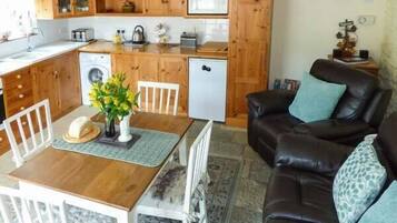 Cottage | Interior
