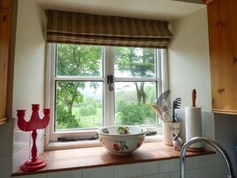 Refrigerador, microondas, placa de cocina, lavavajillas