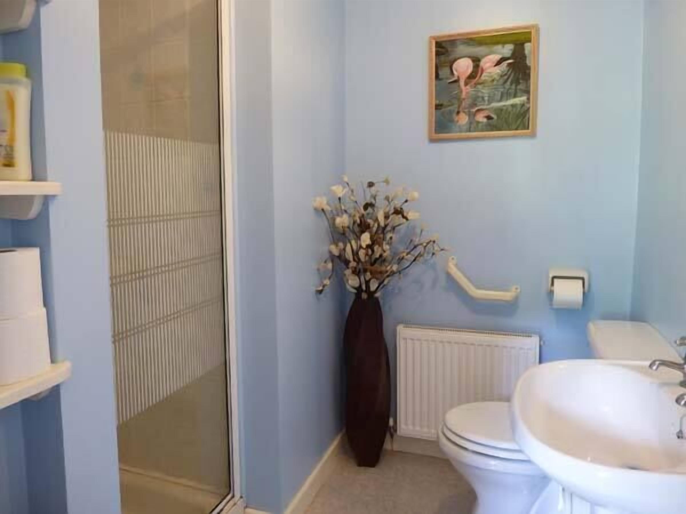 2 bedrooms, individually decorated, individually furnished, free WiFi