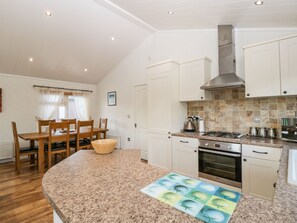 Ferienhaus | Eigene Küche | Geschirrspüler, Toaster, Kochgeschirr/Geschirr/Besteck